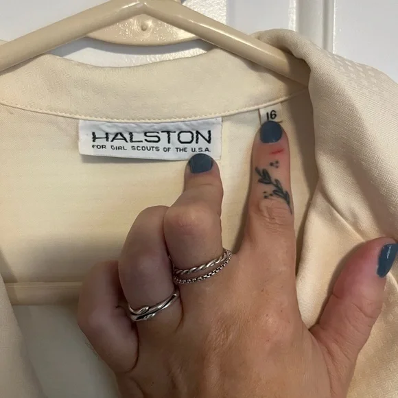 Halston for Girl Scouts uniform blouse and vest - Picture 3 of 8